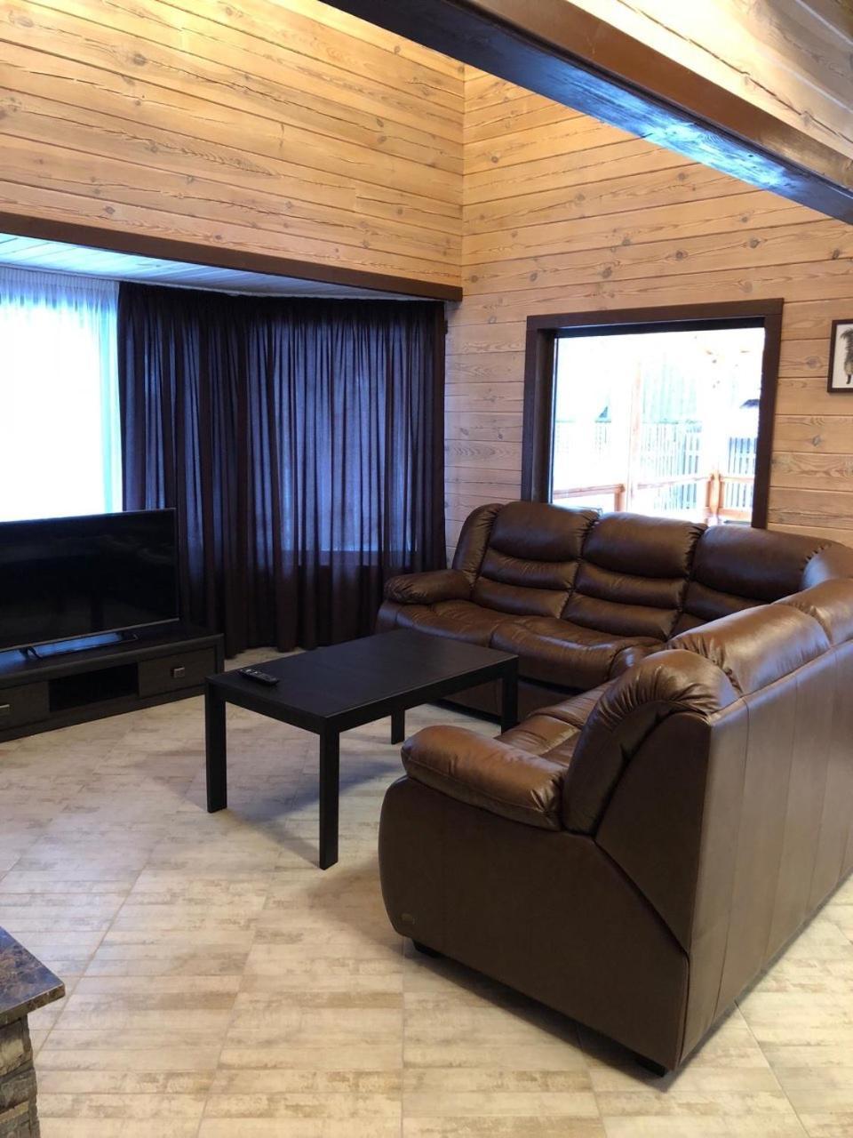 Greenhousevip Villa